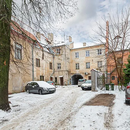 Old Town Apartment With Free Parking By Polo Apartments Kaunas Exterior photo